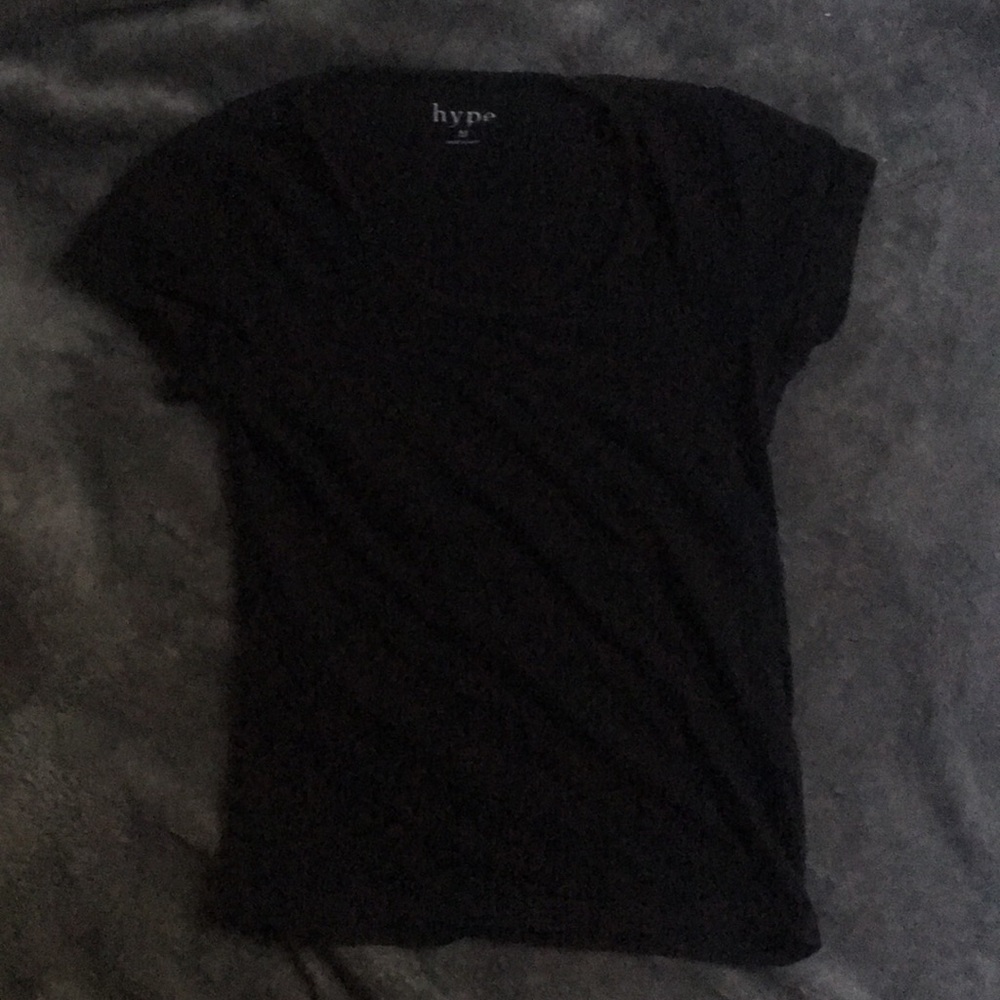 Plain black t-shirt